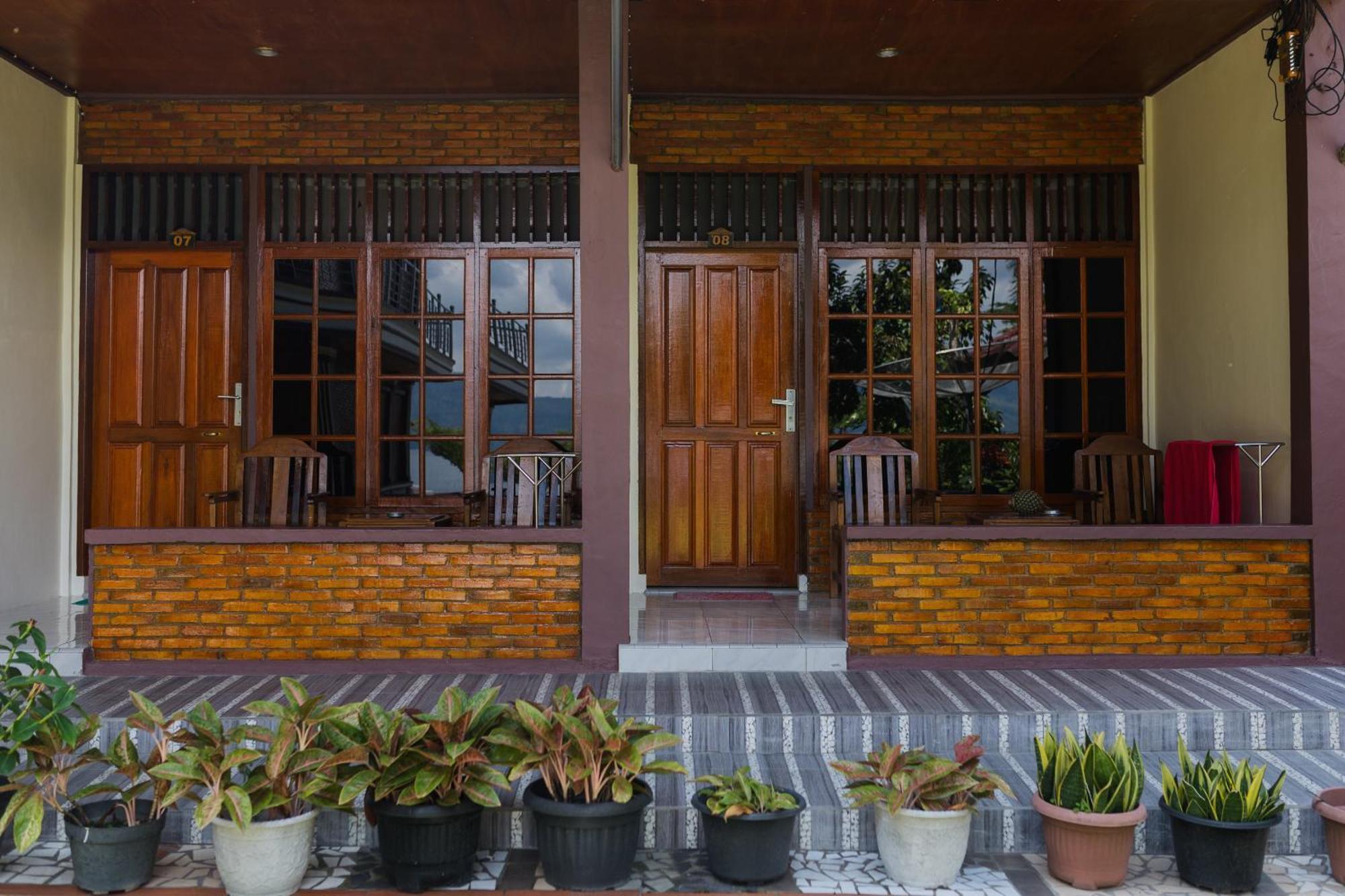 Gokhon Guest House Tuk Tuk Extérieur photo