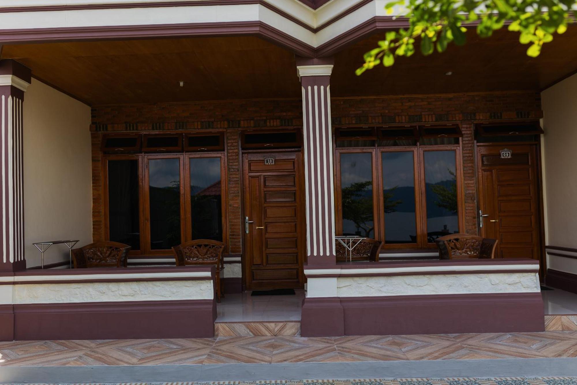 Gokhon Guest House Tuk Tuk Extérieur photo